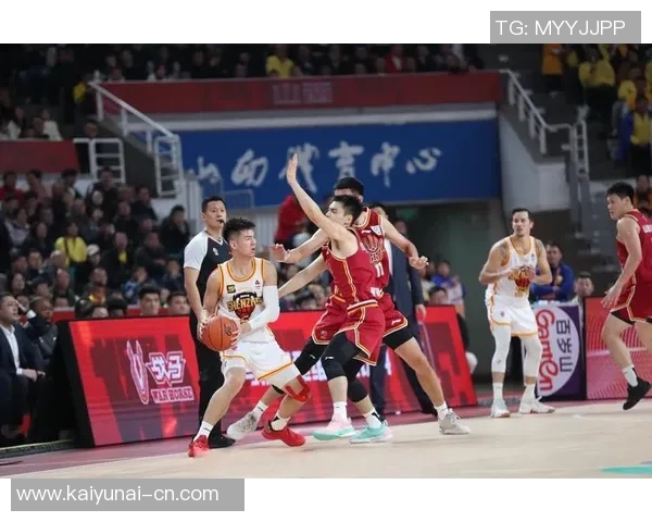 山东男篮与山西队激战全场精彩瞬间回顾与分析