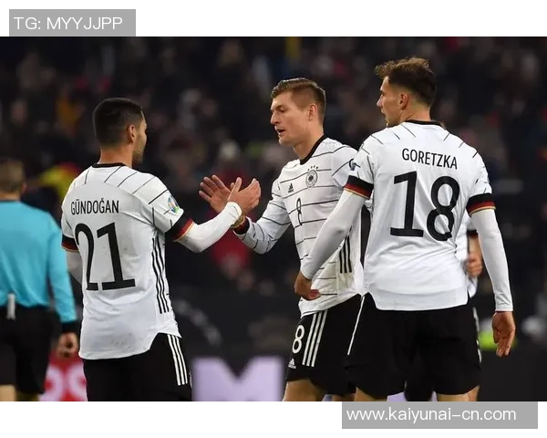 德国与墨西哥足球实力对比谁更强大分析与讨论 德国与墨西哥足球实力对比谁更强大分析与讨论